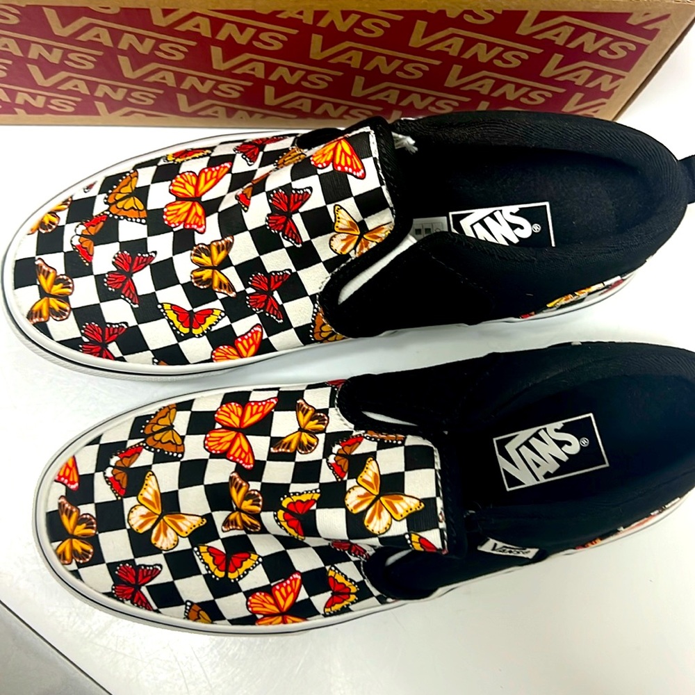 Size 4 Girls Butterfly Checkered Vans